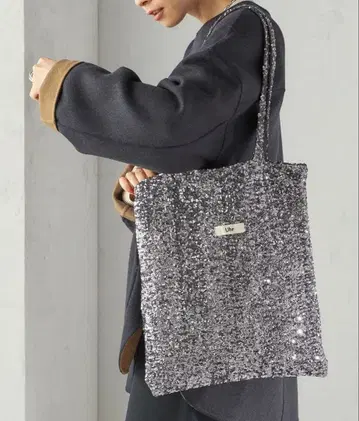 Uhr 스팽글 토트백 실버