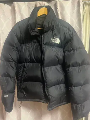 눕시 700 다운 자켓 블랙