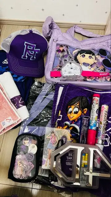 모모쿠로 타카기 레니 묶음 판매