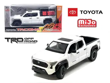 TOYOTA TACOMA TRD OFF ROAD (WHITE)