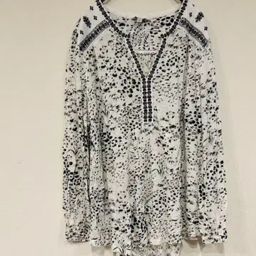 럭키 브랜드 꽃무늬 튜닉 쉬폰 소재 화려함 [ 1X/1G ]