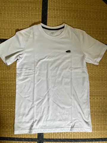 뉴발란스 로고T셔츠