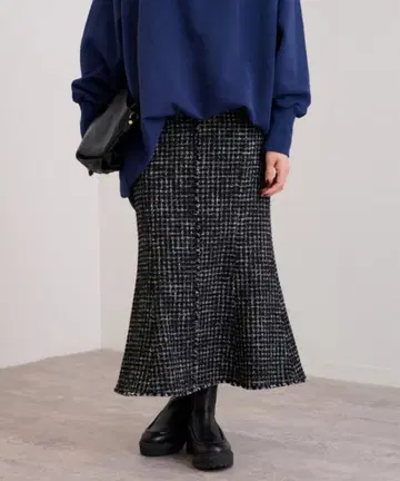 FRAMeWORK 트위드 세미 플레어 스커트 블랙 38