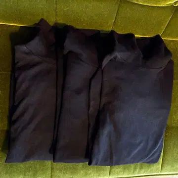 [ 3장 세트 ] 유니클로 소프트 터치 터틀넥 T셔츠