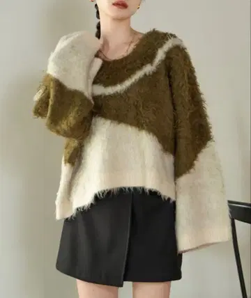 hinari 뉴앙스 샤기 니트