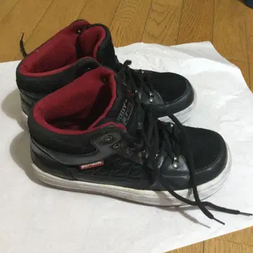 BODY GLOVE 블랙/레드 하이컷 스니커즈 J152