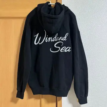 wind and sea 후드티 S사이즈