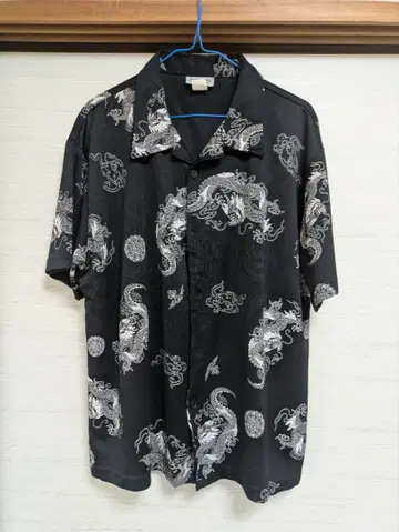 CalTop 드래곤 패턴 반팔 피케 셔츠 블랙