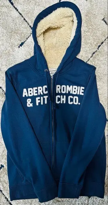 Abercrombie & Fitch 아바클로 보아 후드티 집업