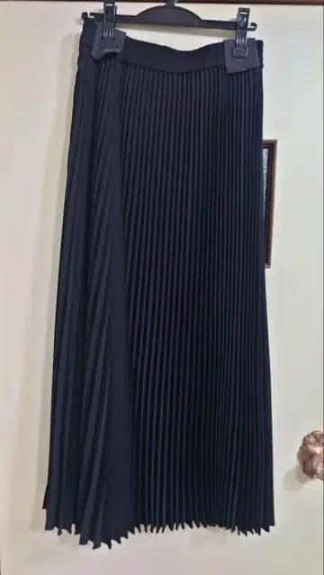 새상품 세븐 페어리 플리츠 스커트 L 사이즈