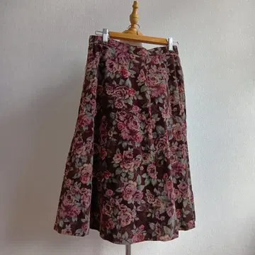 일본제 꽃무늬 스커트 빈티지 플라워 보르도