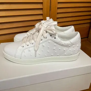 [ 미사용 새상품 ] Jimmy Choo 화이트 스니커즈