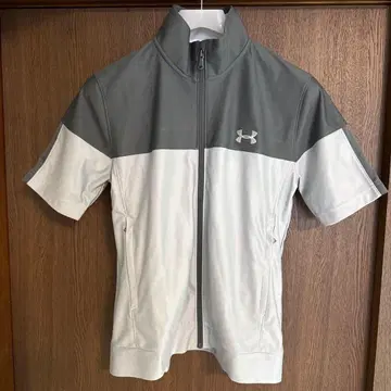 언더아머 트레이닝 자켓 MD