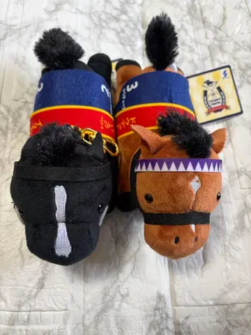 서러브레드 컬렉션 릴 패스케이스 포함 봉제 인형 [라운드원 한정판]