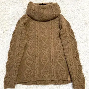 [컨디션 최상] 타트라스 알파카 혼방 케이블 니트 터틀넥 M 사이즈 상당