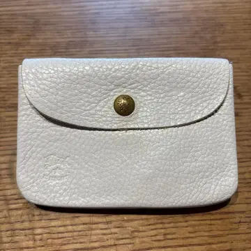 화이트 가죽 코인 케이스 일비종떼
