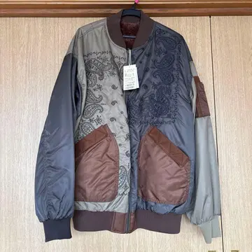 CUBE SUGAR 자수 디자인 점퍼 M 사이즈 그레이/브라운