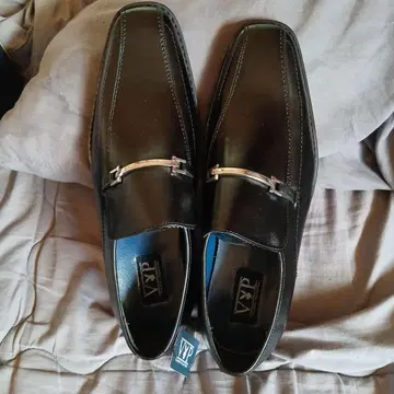 VP 블랙 로퍼 낮은 굽