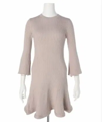 리랜드트루 니트 원피스