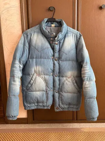 론 헤르만 콘초 다운 자켓 초기