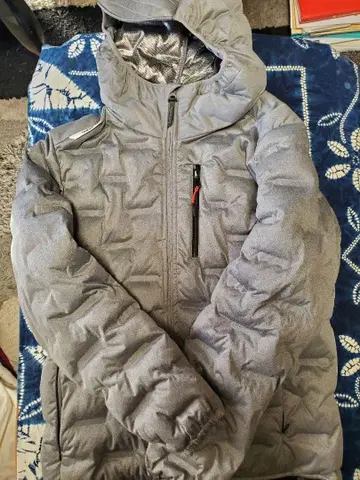 FieldCore 그레이 다운 자켓 L 사이즈