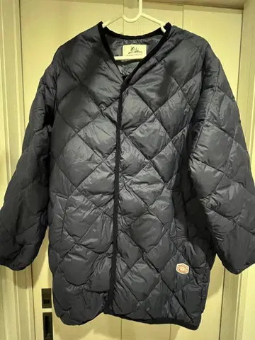 반손 에미레이유 퀼팅 다운 세탁 가능 네이비 34