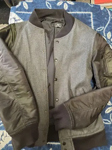 그린 레이블 릴랙싱 점퍼 자켓 L 사이즈