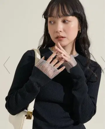 [새상품급] FREAK'SSTORE 워셔블 배색 레이어드 시어 니트