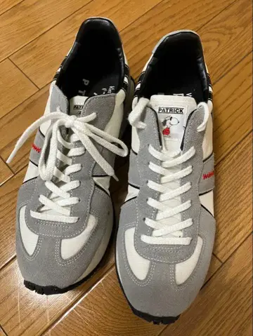 새상품급! PATRICK 한정판 스누피 스니커즈