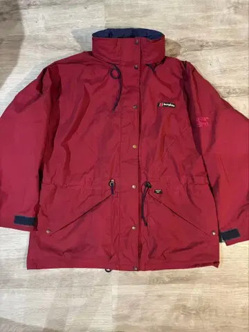 [ GORE-TEX ] Berghaus 버건디 마운틴 후드티 영국제