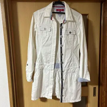 토미걸 tommy girl 스프링 코트 화이트