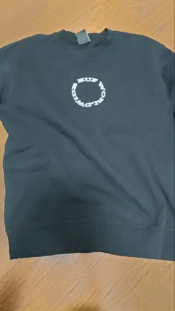 HUF 블랙 크루넥 트레이닝복