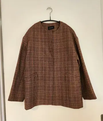 새상품 그린 라벨 릴랙싱 노카라 자켓 브라운 36