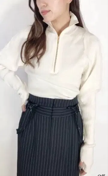 코코딜 시어 슬리브 하프 ZIP 니트