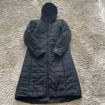 (새상품급) 아디다스 블랙 후드 부착 롱 벤치 코트 여성용