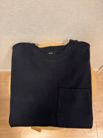 A.P.C (아페쎄) 맨투맨