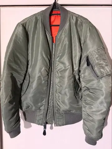 새상품급 아비렉스 MA1