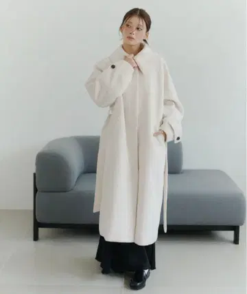 상태 좋음/즉시 발송 powwa more 스텐 칼라 롱 코트
