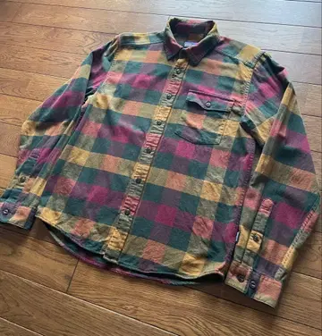 새상품급 patagonia 파타고니아 라이트 피요르드 플란넬 셔츠 XS