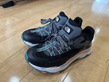 THE NORTH FACE 스니커즈 23.5 여성용