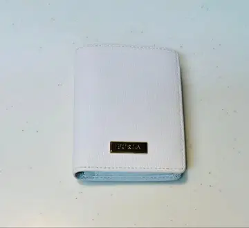 FURLA 이단 접이식 지갑