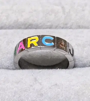 마크제이콥스 멀티 컬러 로고 반지 11호 C2551