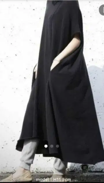 블랙 니트 롱 원피스 반팔 포켓 부착