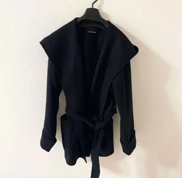 엠프리미어 블랙 후디 미들 코트