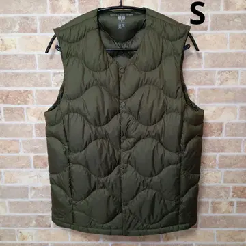 미사용 새상품 유니클로 울트라 라이트 다운 컴팩트 베스트 / 웨이브 퀼트