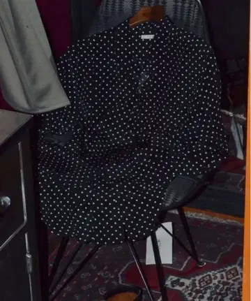 새상품 heugn Alf Silk Dot SHIRT123 사이즈 2