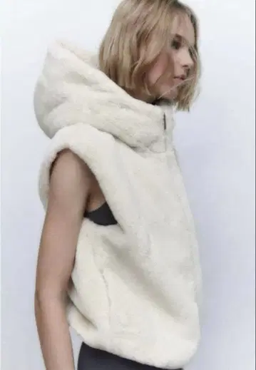 ZARA 자라 후드 인조 모피 베스트 M 사이즈