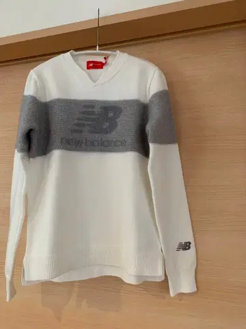 뉴발란스 골프 여성용 니트 화이트 택 포함 새상품