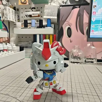 헬로키티 로봇 피규어 약 10cm