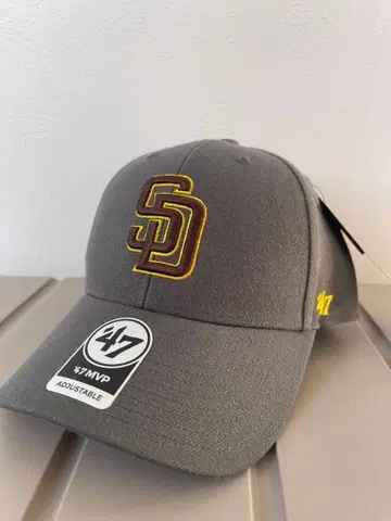 47 MVP PADRES 그레이 캡 조정 가능